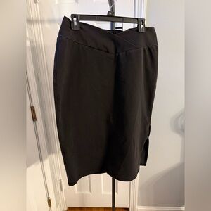 Black Women's V-Front Pencil Skirt With Side Slit